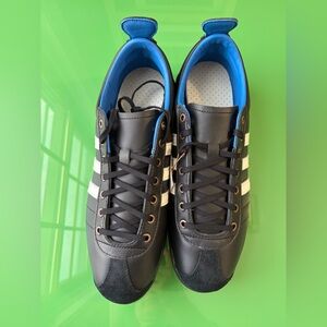 NIB Adidas 62 sneakers